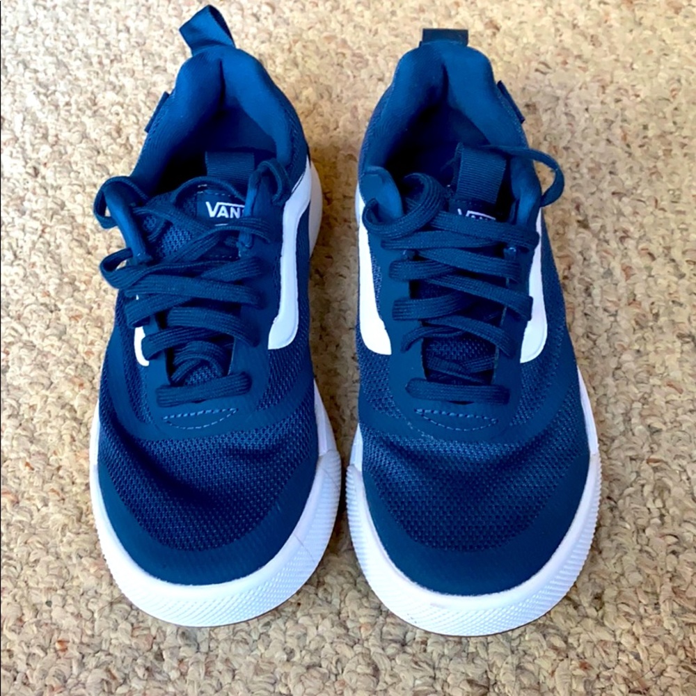 🤍🌊Vans navy blue ultra range🌊🤍